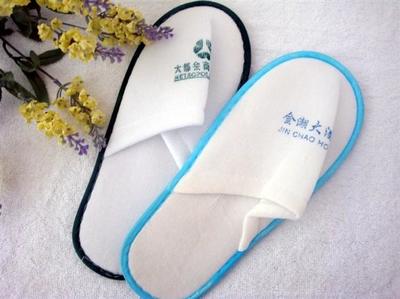 探索酒店一次性拖鞋的生產源頭 華利旅游用品廠的品質與匠心